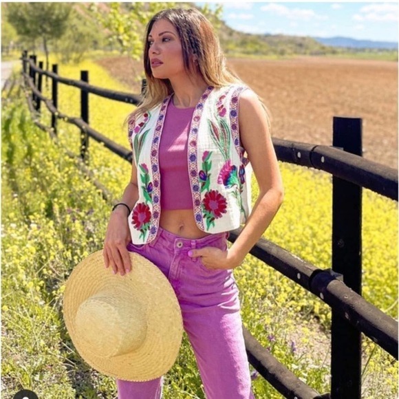 Zara open front embroidered vest 6895/224 - Picture 14 of 16